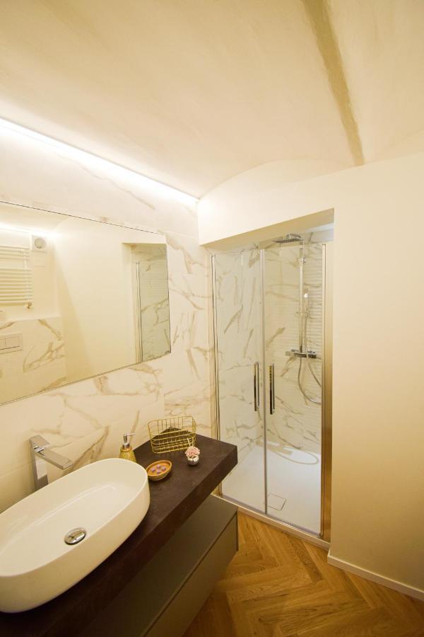 Sibilla Suite Apartment - Via Piella 14 Bolonha Exterior foto