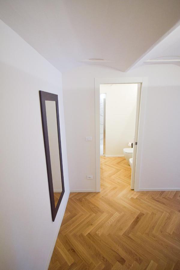 Sibilla Suite Apartment - Via Piella 14 Bolonha Exterior foto